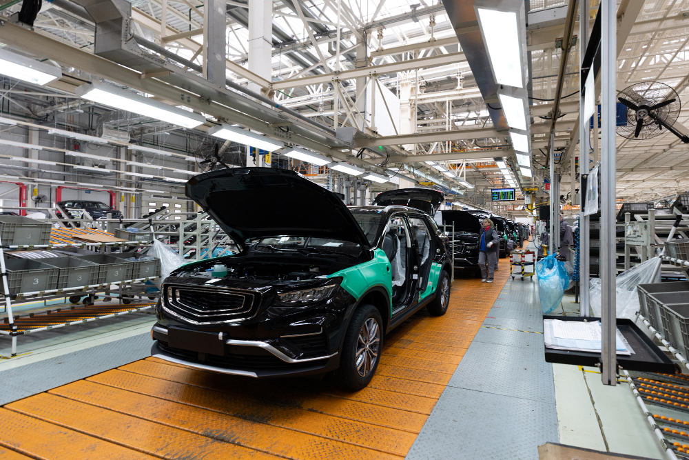 minsk belarus dec 15 2021 photo modern car assembly plant interior hightech factory new automobiles